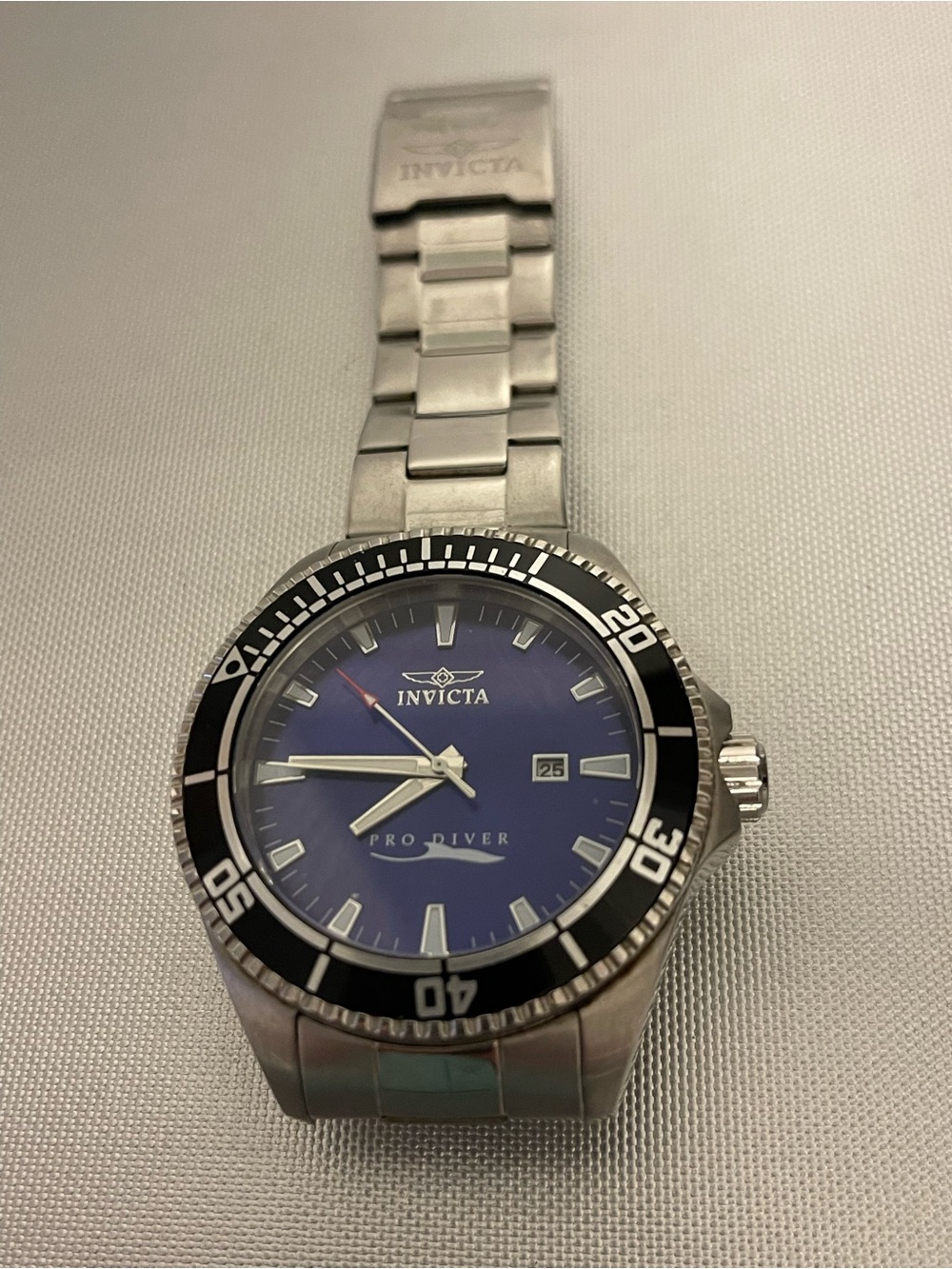 Invicta Stainless Steel Pro Diver Watch , 15184 Blue Face VGC Need Battery